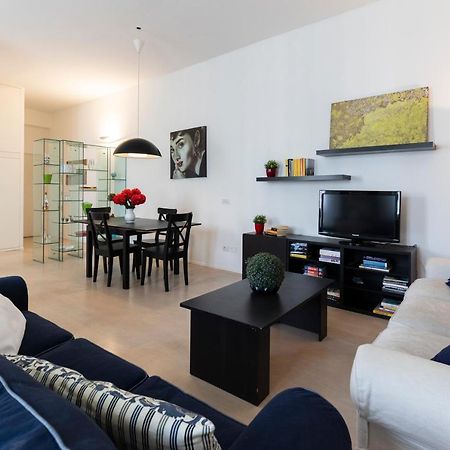 Dream Experience - Garibaldi Apartment Милано Екстериор снимка